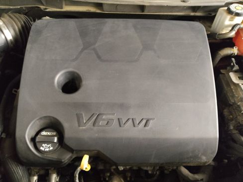 Used 2019 Chevrolet Traverse LT image 30