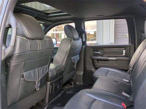 Used 2018 RAM 1500 Limited image 19