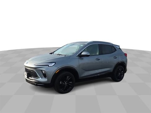 Used 2024 Buick Encore GX Sport Touring image 4