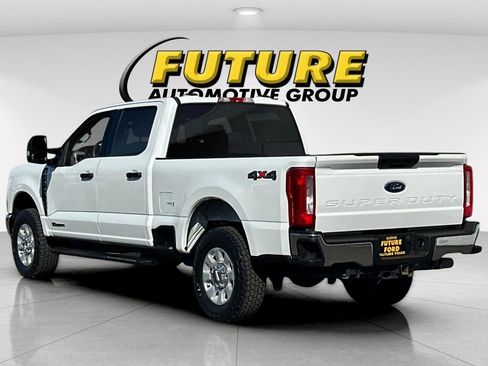 Certified 2024 Ford F250 XLT image 5