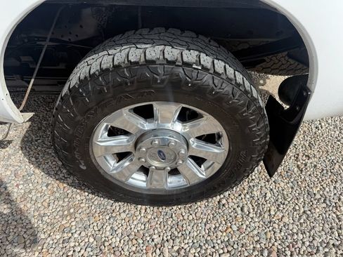 Used 2014 Ford F250 XLT w/ FX4 Off-Road Package AWD/4WD image 35