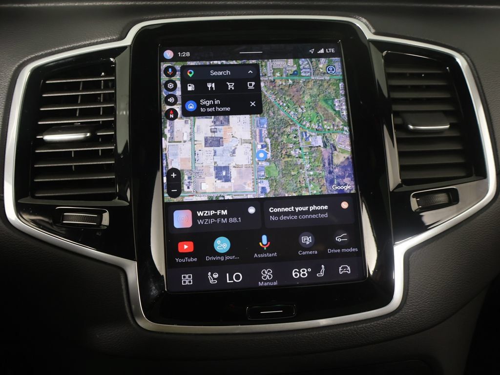 Used 2023 Volvo XC90 B6 Ultimate w/ Protection Package Premier AWD/4WD image 50