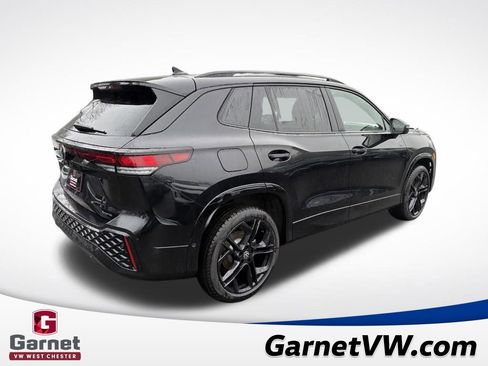 New 2026 Volkswagen Tiguan SE R-Line image 5