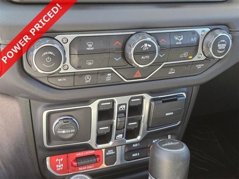 Used 2024 Jeep Gladiator Mojave image 28