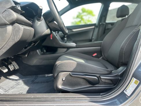 Used 2018 Honda Civic Sport image 19