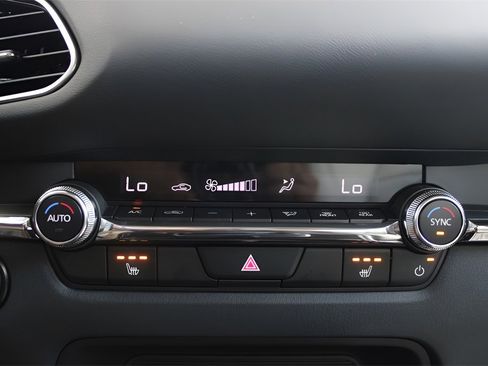 Used 2024 MAZDA CX-30 AWD 2.5 S w/ Premium Package image 28