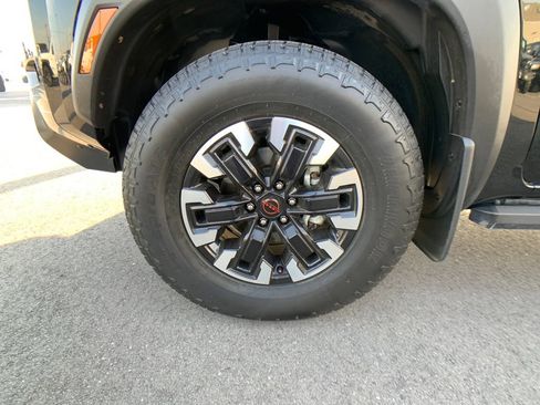 Used 2023 Nissan Frontier PRO-4X w/ Tow Package AWD/4WD image 29