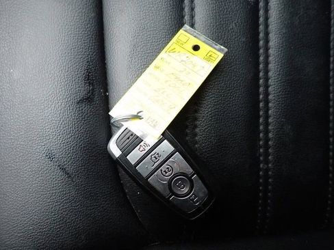 Certified 2022 Ford Edge SEL w/ Convenience Package image 30