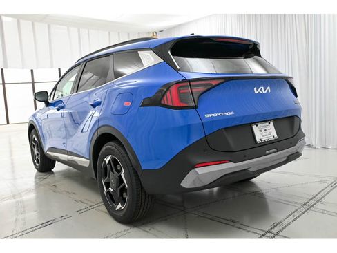 New 2026 Kia Sportage EX w/ EX Panorama Roof Package image 5