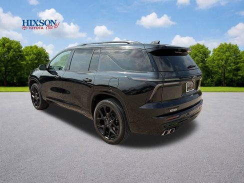 Used 2024 Chevrolet Traverse RS image 5