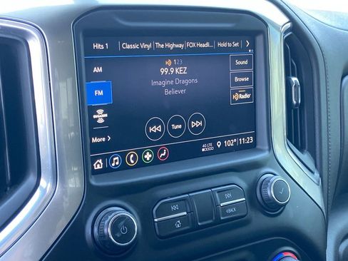 Used 2019 Chevrolet Silverado 1500 LT Trail Boss AWD/4WD image 9