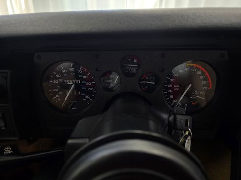 Used 1988 Chevrolet Camaro IROC-Z image 58