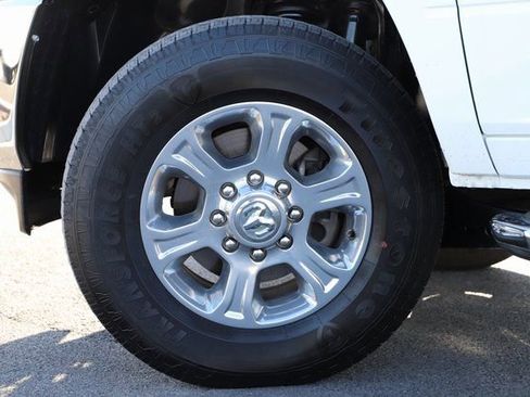 Used 2024 RAM 2500 Big Horn image 2