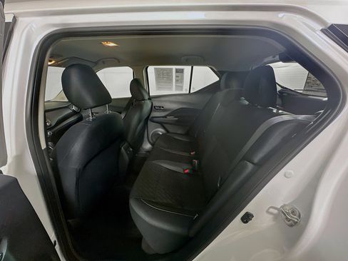 Used 2024 Nissan Kicks SV w/ Exterior Package image 24