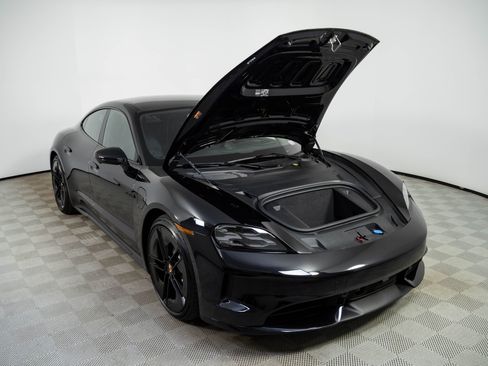 New 2026 Porsche Taycan RWD image 35