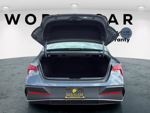 New 2026 Hyundai Elantra SE FWD image 32