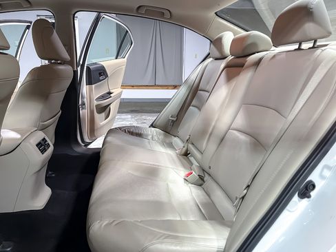 Used 2016 Honda Accord EX-L image 12