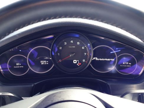 Certified 2023 Porsche Panamera Platinum Edition RWD image 11
