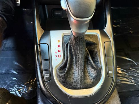 Used 2022 Kia Forte GT-Line image 22