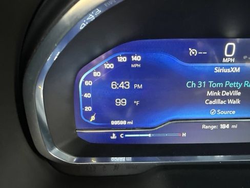Used 2022 Chevrolet Suburban LT AWD/4WD image 64
