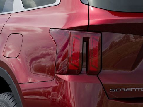 New 2025 Kia Sorento S image 11