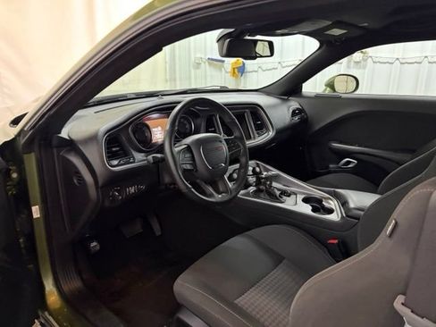 Used 2019 Dodge Challenger R/T RWD image 19