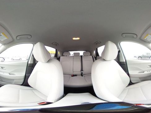 Used 2025 Hyundai Kona SEL image 42