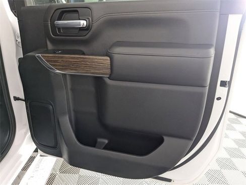 Certified 2022 Chevrolet Silverado 3500 High Country w/ Snow Plow Prep/Camper Package image 61