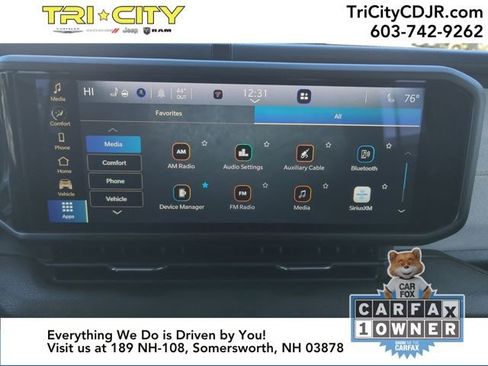 Used 2024 Jeep Wrangler Willys image 24