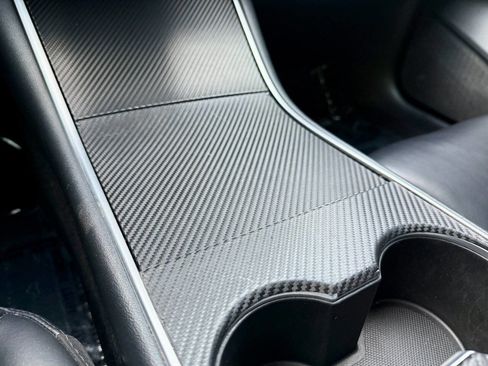 Used 2020 Tesla Model 3 Standard Range Plus image 16