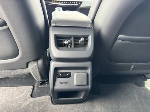 New 2025 Cadillac Optiq Luxury 2 AWD/4WD image 16