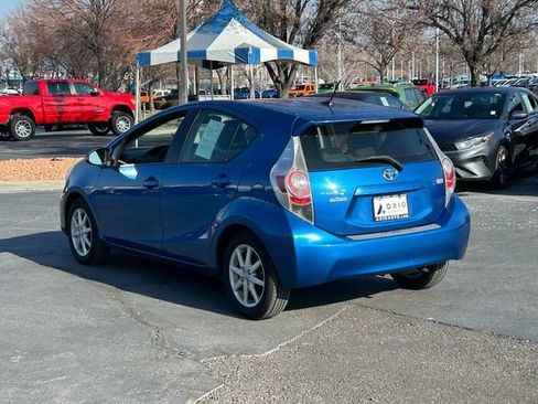 Used 2013 Toyota Prius C image 7