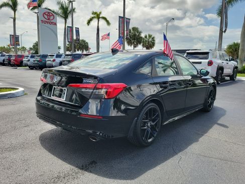 Used 2023 Honda Civic Sport image 12