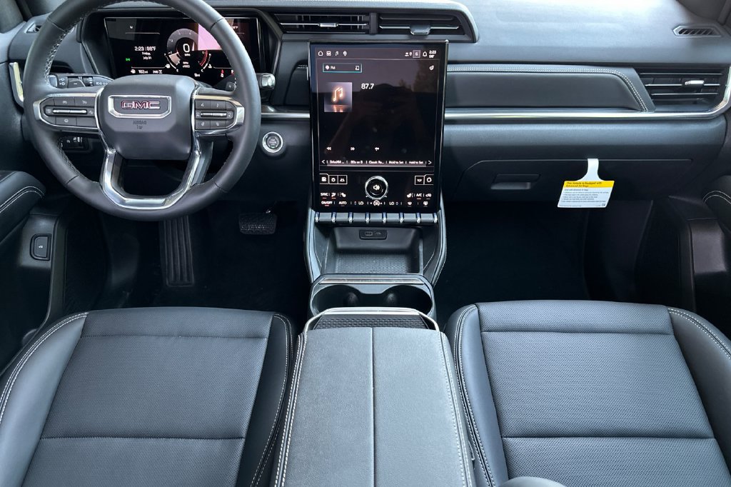 New 2026 GMC Terrain Elevation w/ Elevation Premium Package AWD/4WD image 13