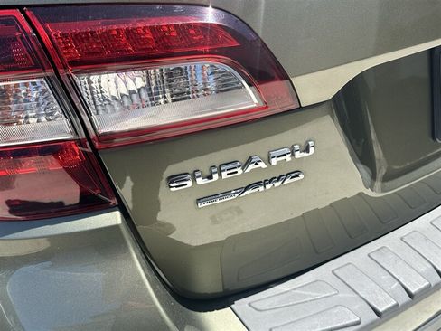 Used 2019 Subaru Outback 2.5i Touring w/ Popular Package #3A AWD/4WD image 45
