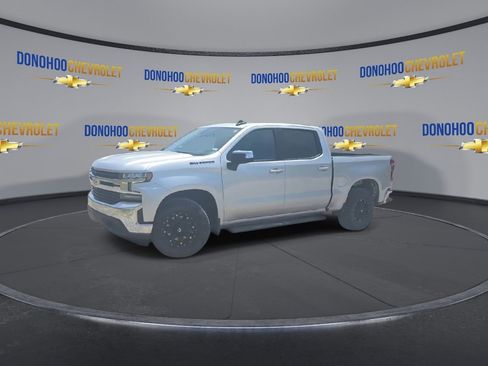Used 2022 Chevrolet Silverado 1500 LT RWD image 5