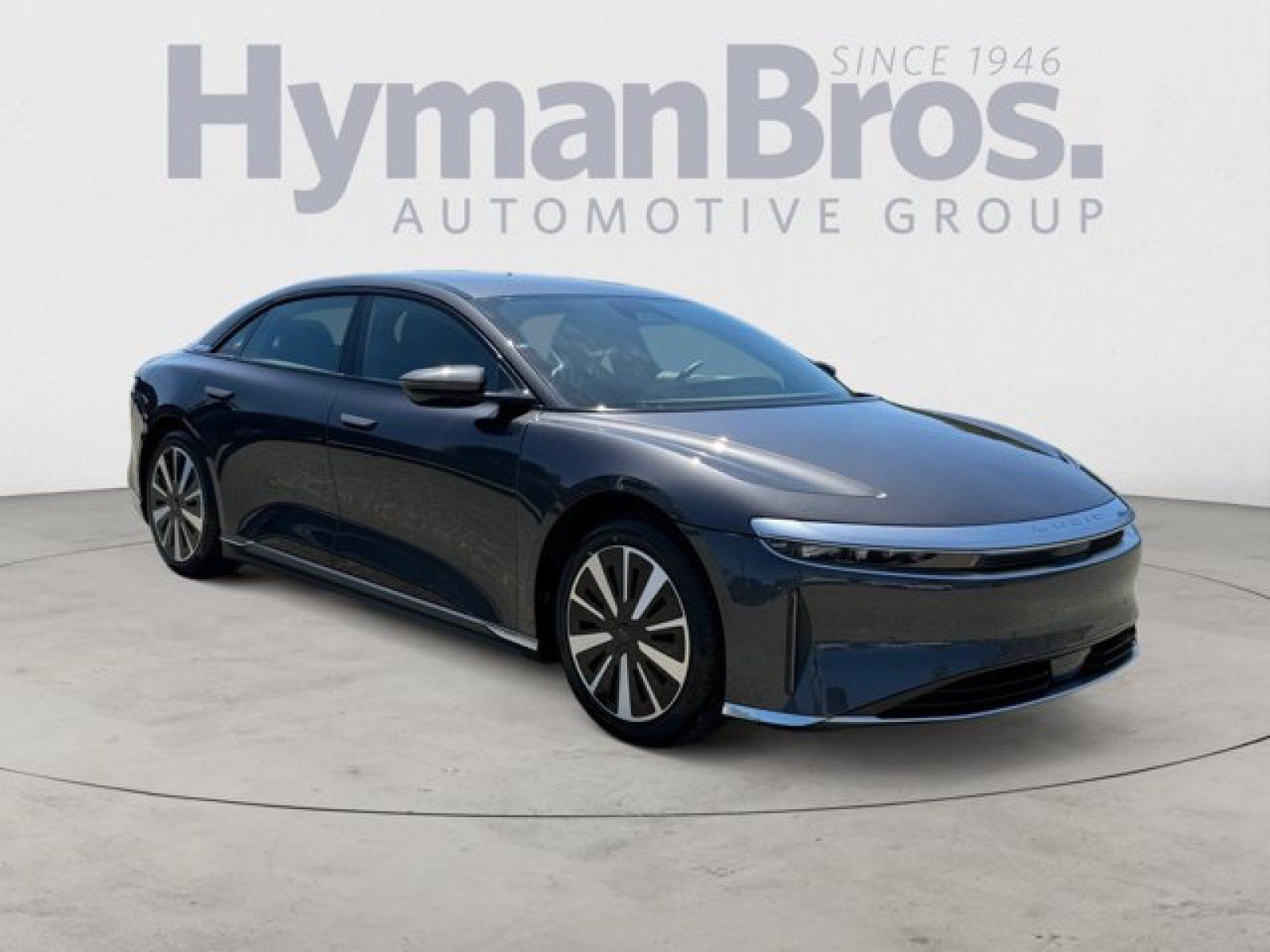 Used 2024 Lucid Air Pure RWD image 1