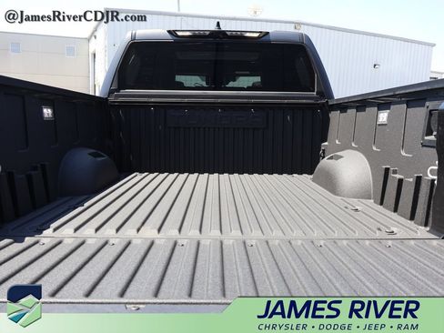 Used 2023 Toyota Tundra Platinum AWD/4WD image 14