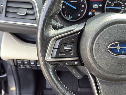 Used 2022 Subaru Ascent Limited image 15