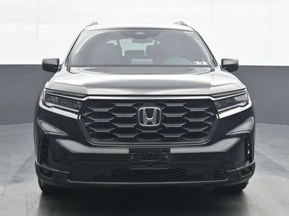 Used 2025 Honda Pilot Sport