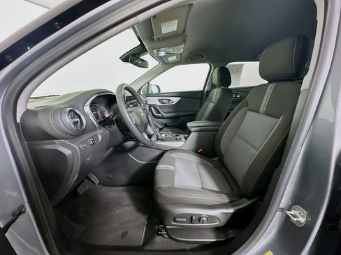 Used 2025 Chevrolet Blazer LT FWD image 13