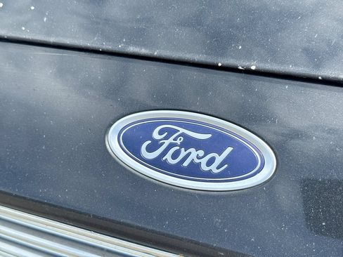 Used 2014 Ford Fusion SE w/ Equipment Group 201A FWD image 10