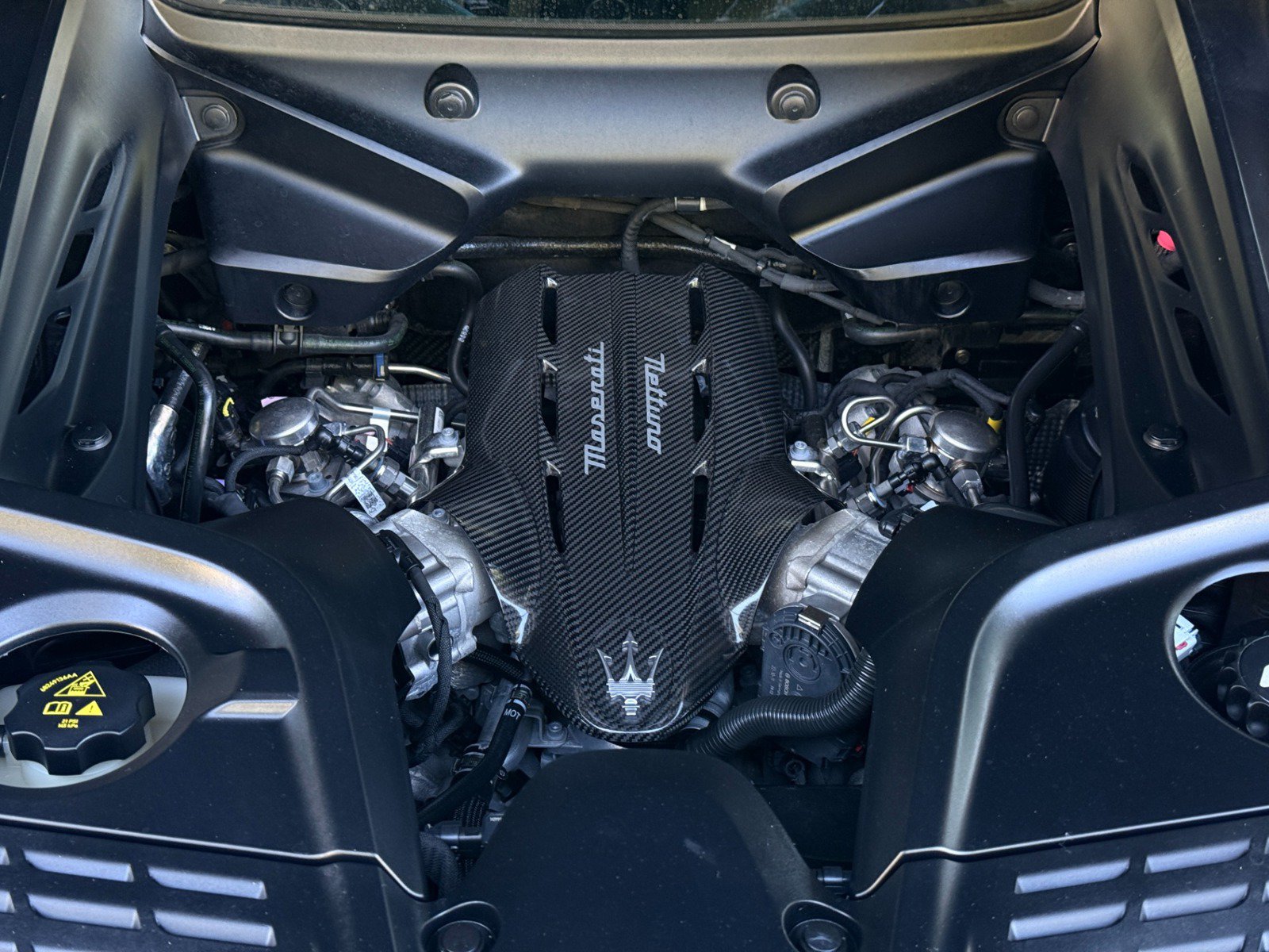 Used 2023 Maserati MC20 Coupe RWD image 36