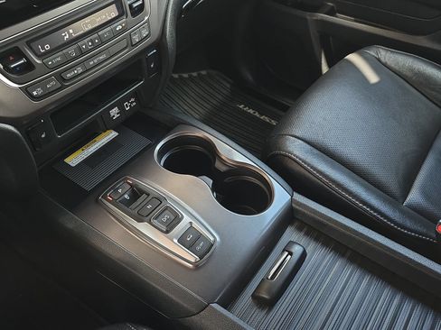 Certified 2023 Honda Passport EX-L image 26