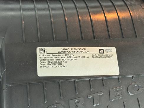 Used 2019 Chevrolet Express 3500 LS image 36