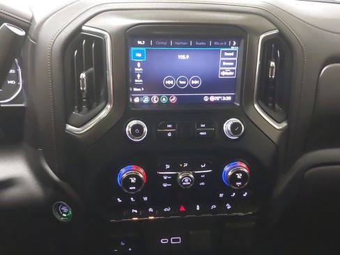 Used 2020 GMC Sierra 1500 AT4 w/ AT4 Premium Package AWD/4WD image 21