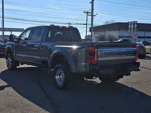 Certified 2023 Ford F350 Platinum image 7