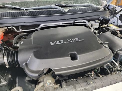 Used 2019 Chevrolet Colorado ZR2 AWD/4WD image 34
