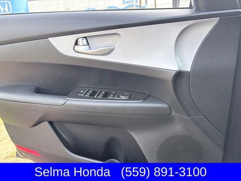 Used 2024 Kia Forte LXS FWD image 11