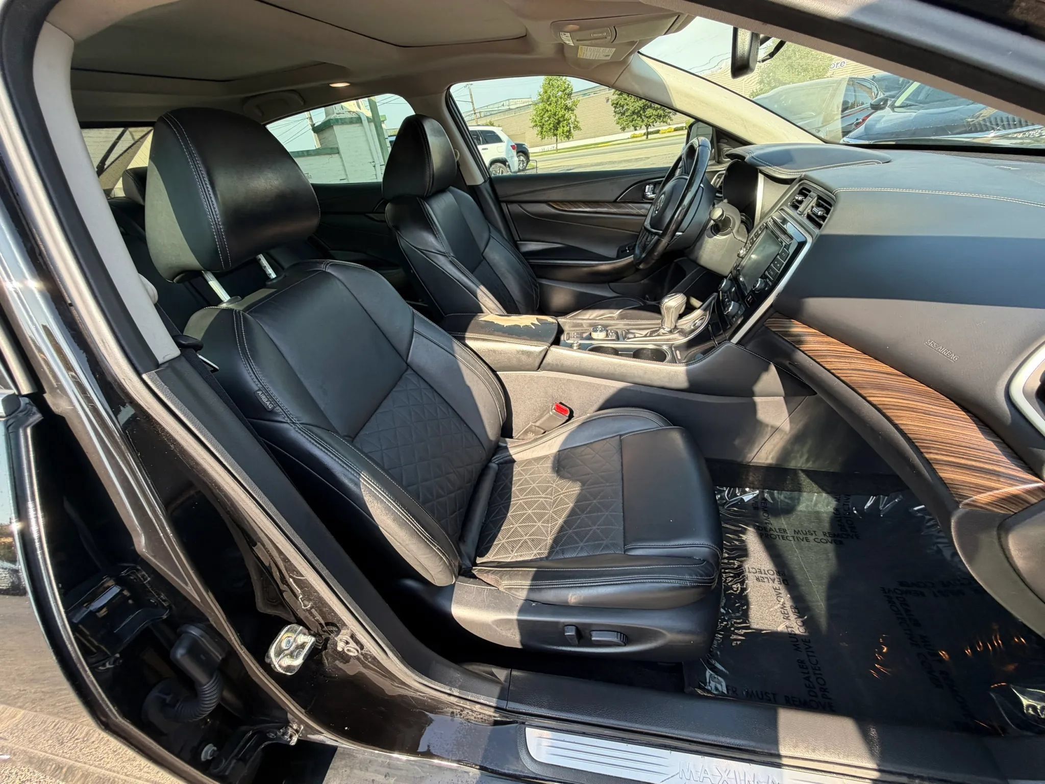 Used 2017 Nissan Maxima Platinum FWD image 27